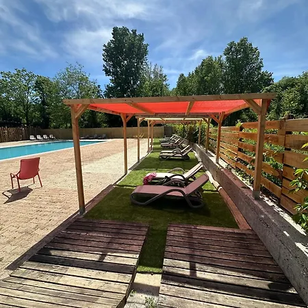 6 Places Campsite *